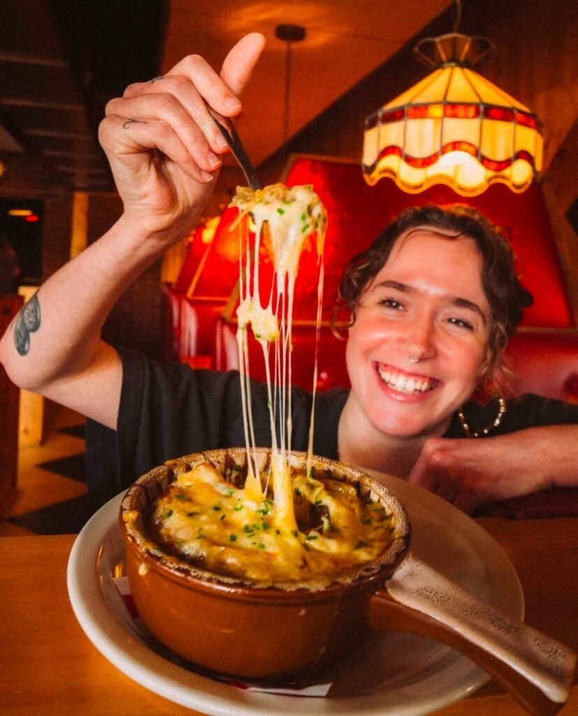 5 Delicious Fall Soup Recipes To Warm Up Your Autumn 2 french onion soup corrected